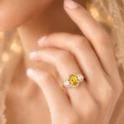 victoire saphir jaune